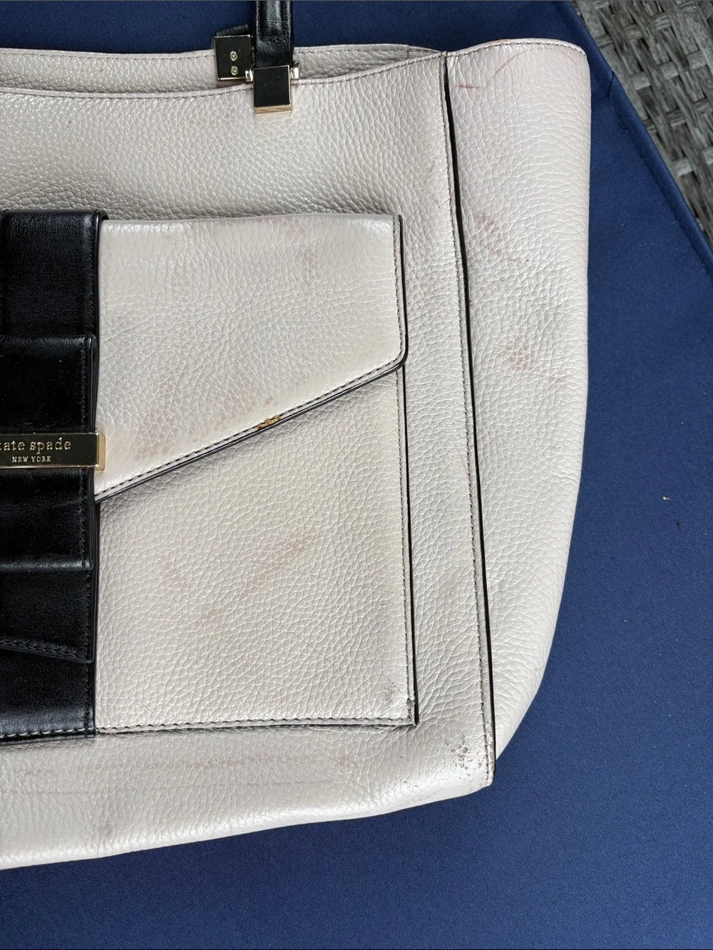 Kate Spade Cream and Black Bow Tote